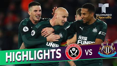 Sheffield United vs Newcastle United 17:13. Bogle gets away with a clumsy challenge on Gordon in the area, as both referee and the VAR ignore Newcastle's penalty claims.